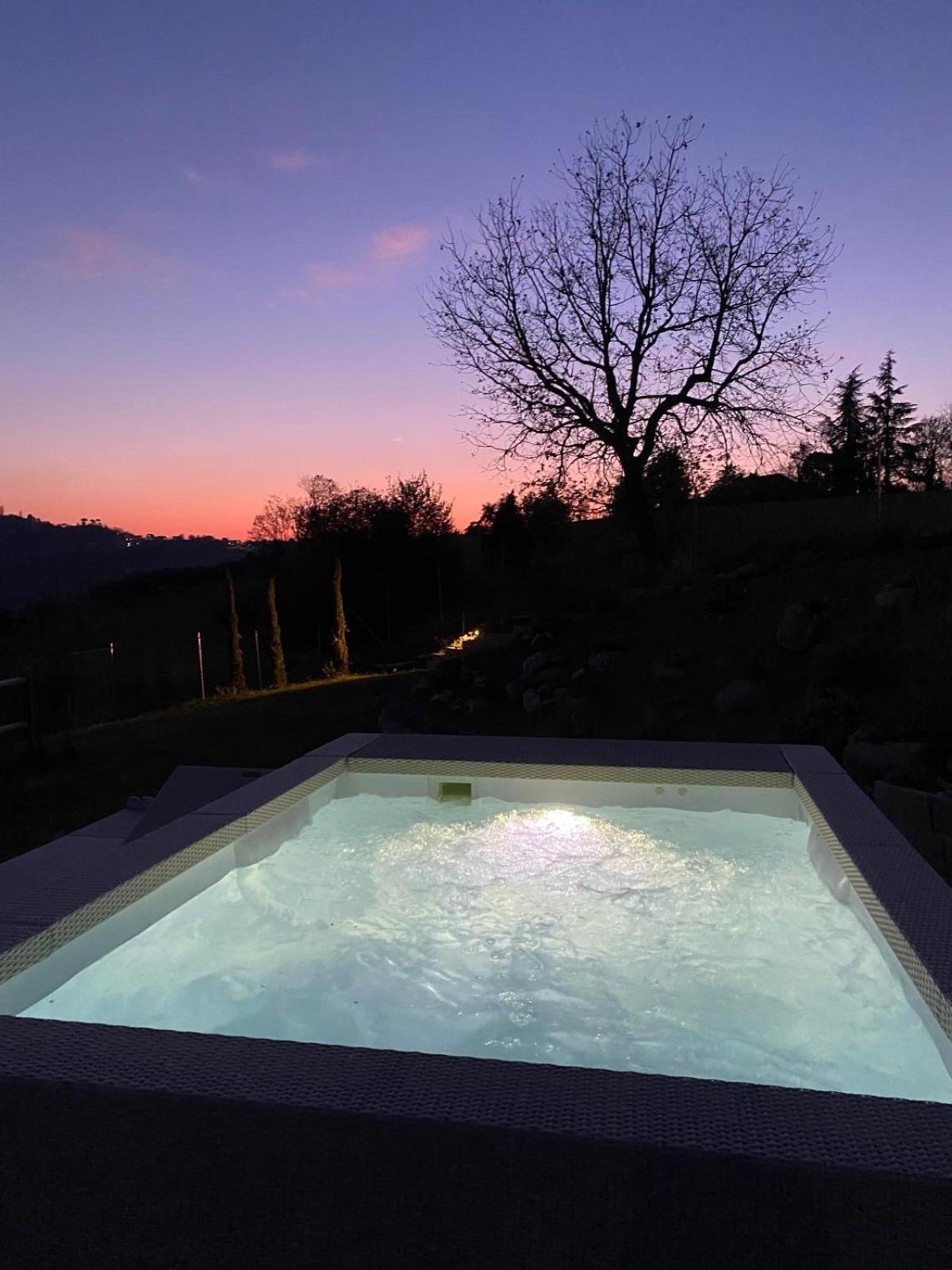 Poderino - A Place To Feel Cento  Exterior foto