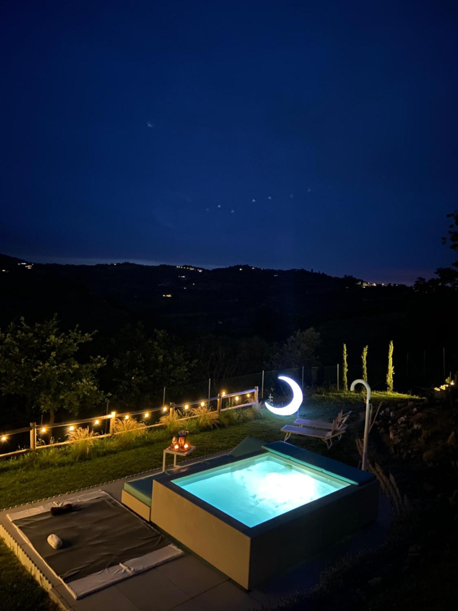 Poderino - A Place To Feel Cento  Exterior foto